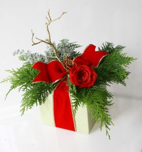 Envolturas navideñas con materiales reusados