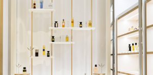 París estrena nuevo templo del perfume