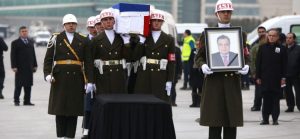 Putín otorga título de Héroe de Rusia a Andréi Kárlov