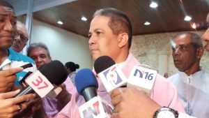 Párroco pide moderación a la población durante las festividades navideñas 