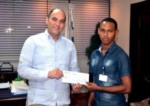 DGA premia un intento de soborno en su puesto de servicio