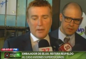 Embajador de EE.UU reitera respaldo al caso aviones Súper Tucano