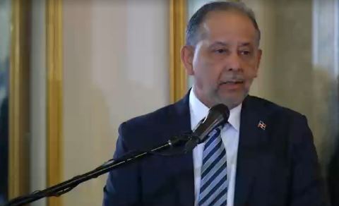 Águilas homenajearán a Huchi Lora