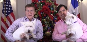 Embajador EEUU en RD y esposo emiten mensaje de felicitación por Navidad