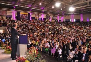 Leonel destaca éxitos electorales en aniversario PLD