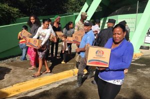 Plan Social reparte cajas navideñas en provincia Duarte