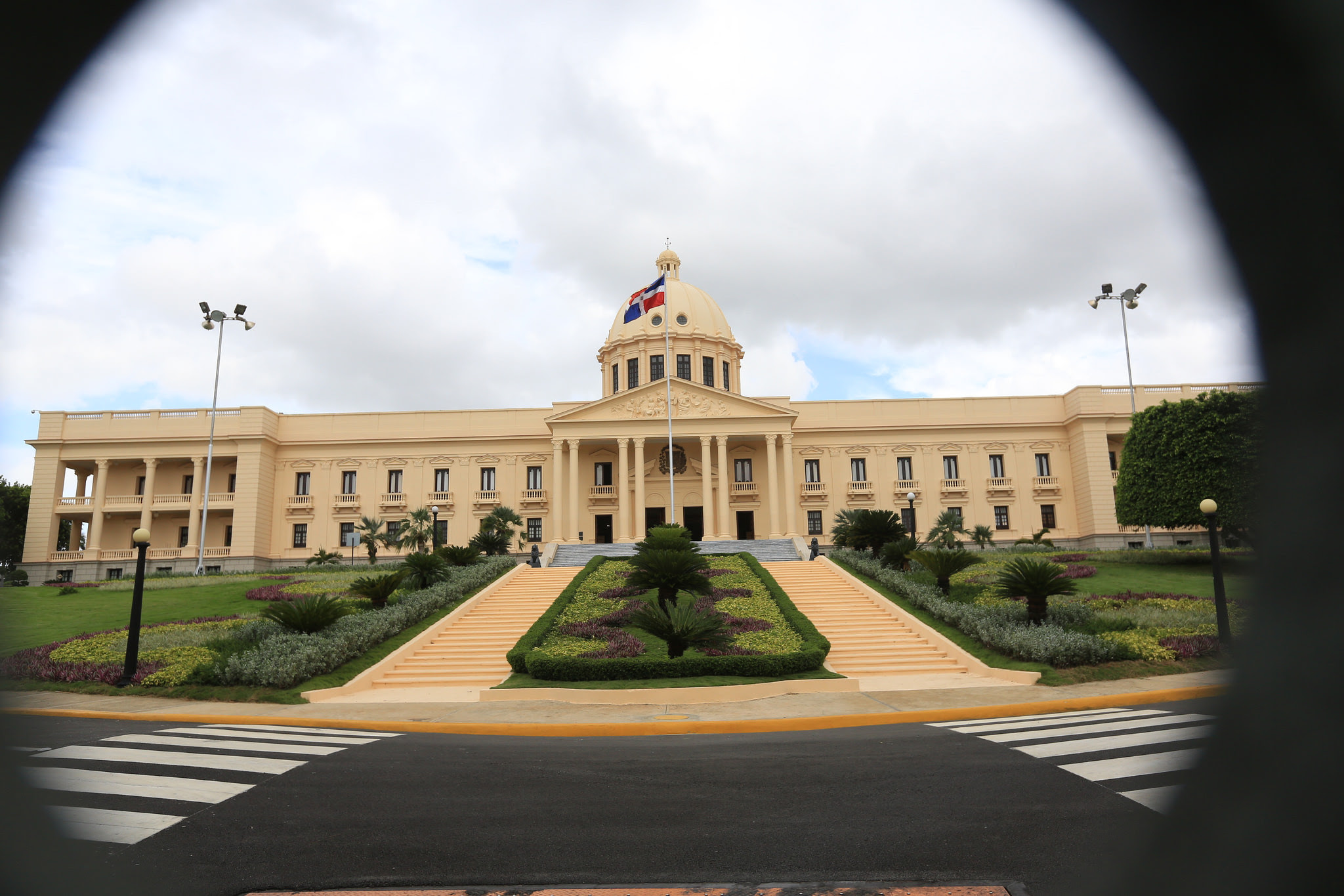 Danilo Medina lamenta fallecimiento del exvicepresidente panameño, Ricardo Arias Calderón