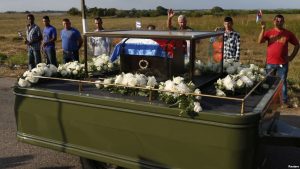 Cenizas de Fidel parten de Santa Clara hacia Camagüey