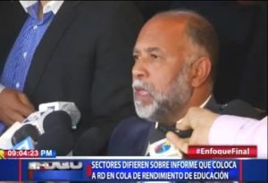 Sectores difieren sobre informe que coloca a RD en cola de rendimiento de educación
