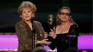 Murió Debbie Reynolds, madre de Carrie Fisher y protagonista de 