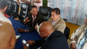FENATRADO advierte aumentará tarifas si no le dan otra opción; paraliza camiones