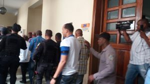 Ordenan aplazo número 15 de audiencia preliminar sobre asesinatos a choferes
