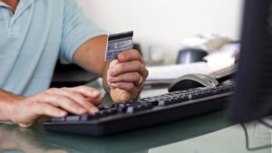 Revelan datos sobre compras en línea en el Black Friday