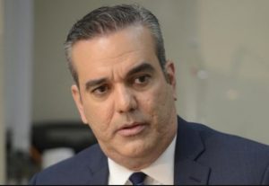 Abinader aboga derechos de la mujer dejen de ser simple declaración de intenciones