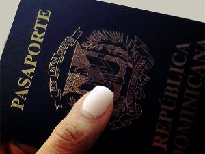 Autoridades desmantelan supuesta red de tráfico ilegal de migrantes 