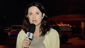 Periodista es agredida en plena cobertura de disturbio en una cárcel de Brasil