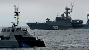 Buques de guerra rusos y japoneses realizan maniobras militares conjuntas en Japón