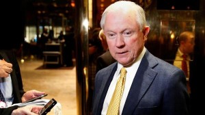 El elegido de Trump para fiscal general prometió no investigar a Hillary Clinton