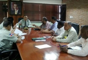 AMET sostiene encuentro con dirigentes de sindicatos de vehículos de carga y de combustibles