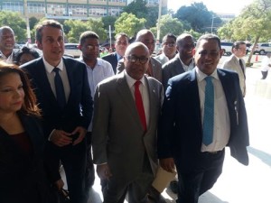 Llega Alfredo Pacheco a Procuraduría por caso Odebrecht 