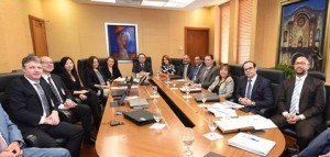 Gobernador del Banco Central reunido con misión FMI
