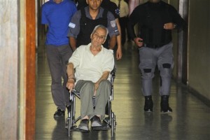 Argentina: prisión domiciliaria para cura acusado de abusos