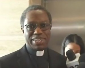 Nuncio rehúsa hablar de marcha contra impunidad y Odebrecht