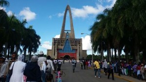 Obras Públicas acondiciona vías de acceso 