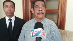Comerciante agrícola dice fue estafado por Banco Peravia