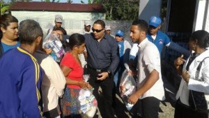 Realizan operativo de entrega de ayudas a damnificados en Puerto Plata