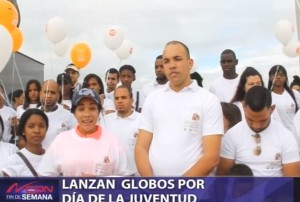 Lanzan  globos por Día de la Juventud