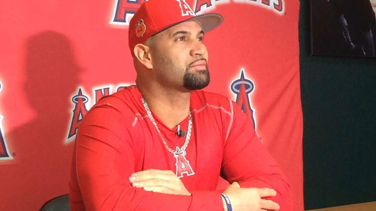 Albert Pujols acelera su recuperación de cirugía con Angelinos