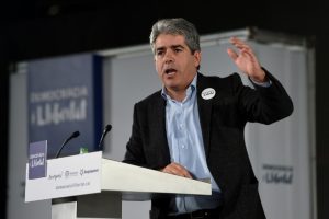Supremo inicia Juicio contra exportavoz catalán Homs por desobediencia