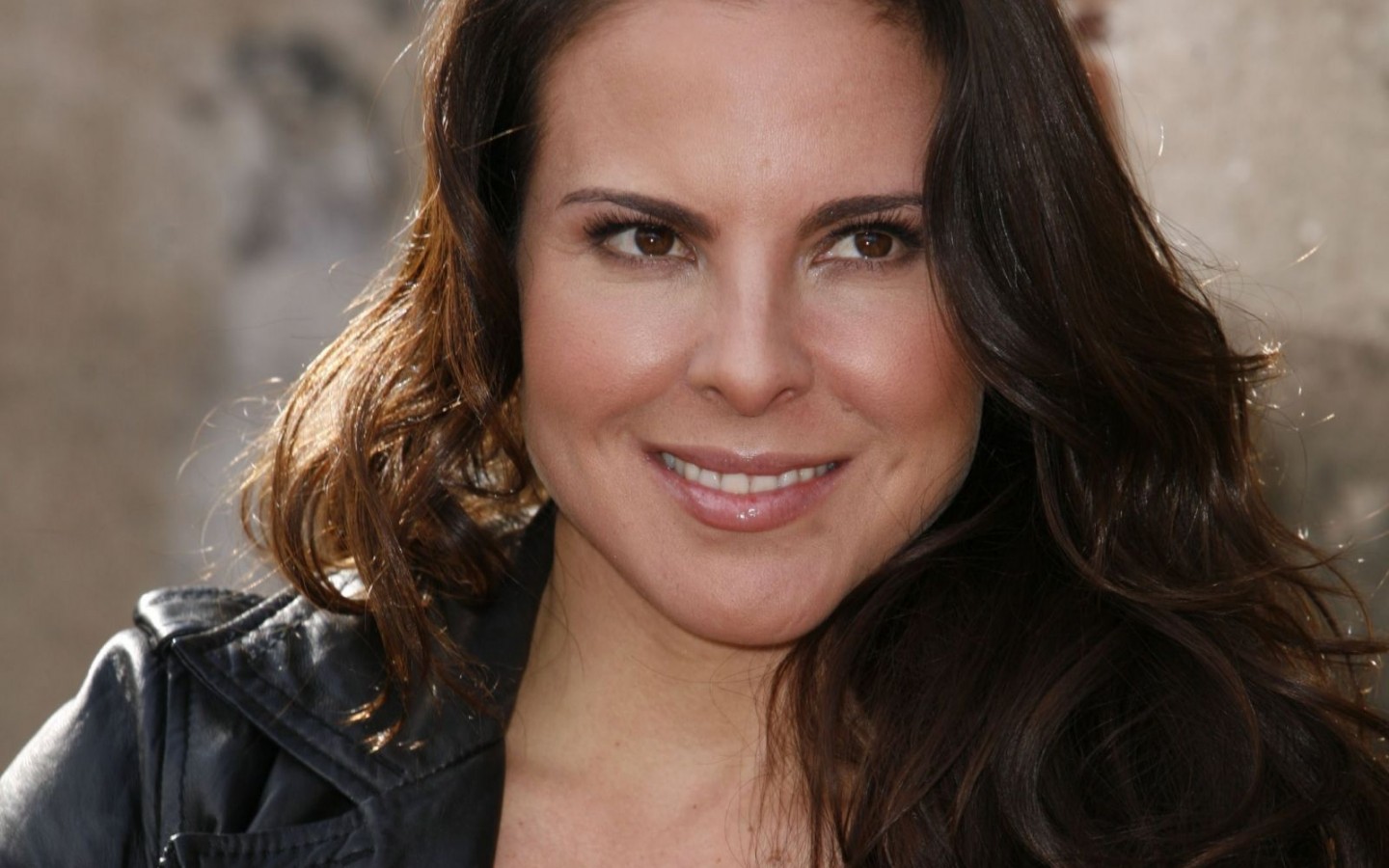 Fiscalía mexicana canceló la orden de localización contra Kate del Castillo