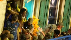 Carnaval de Río: el desplome de la pasarela de una carroza causó al menos 15 heridos