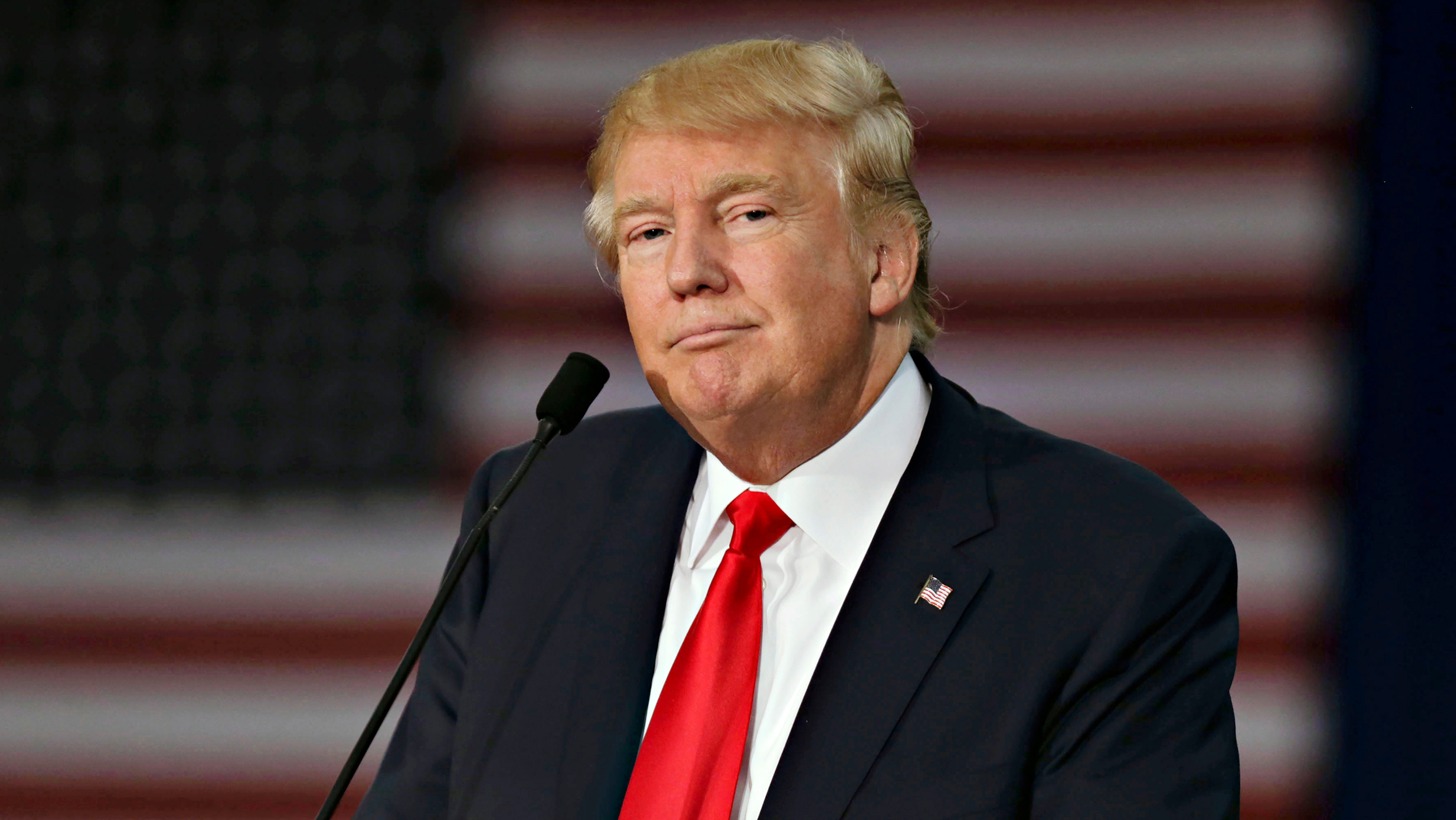 Donald Trump dijo que las cadenas CNN y MSNBC son "inmirables", pero elogió a Fox News: "Es grandioso"