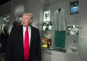 Amnistía arremete contra discurso de odio de Trump que deshumaniza a migrantes