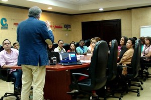 Experto recomienda ver proceso de ventas como una seducción amorosa