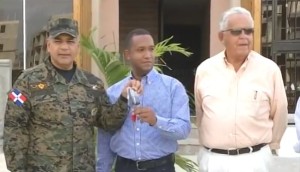 Asimilado militar recibe apartamento del MIDE