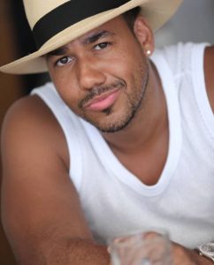 Romeo Santos regresa a sus inicios; se presenta en Baní  