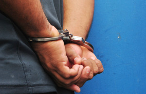 Detenidos acusado de estrangular mujer y sospechoso por muerte de vigilante en hechos separados
