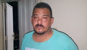 Oficial retirado ocupó iglesia junto a familia en demanda de pensión