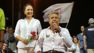 Candidato oficialista de Ecuador asegura que ‘refrescará’ relaciones con EEUU