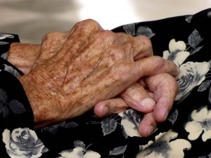 Envejeciente es golpeada y supuestamente violada en La Romana