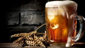 La cerveza forma parte de la cotidianidad del dominicano.