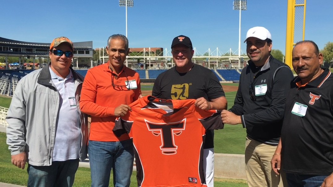 Pat Murphy dirigirá Toros del Este en temporada 2017-2018