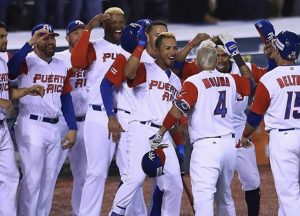 Puerto Rico vence a Italia y avanza a 2da ronda del Clásico