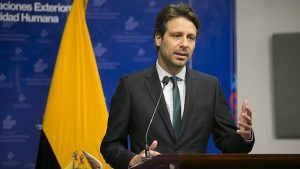 Ecuador: “EEUU no es ni el policía ni el juez del mundo”