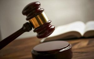 Liberan bajo fianza dos jóvenes acusados de asesinar a otro en SFM