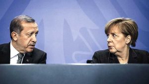 Recep Tayyip Erdogan acusó a Angela Merkel de 